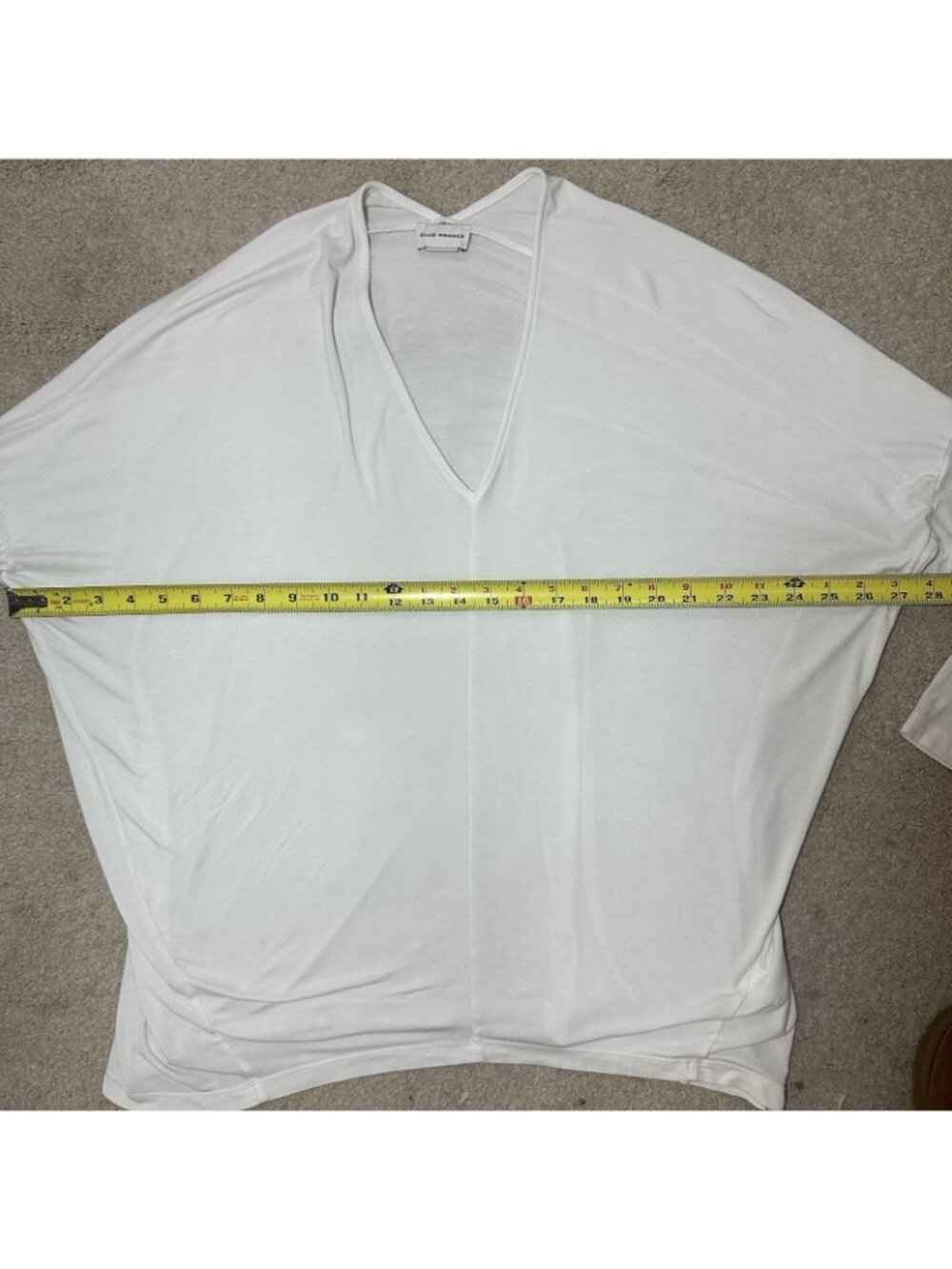 Club Monaco Top Women’s Medium White Oversized V-Neck Flowy *Flaw - Picture 7 of 12